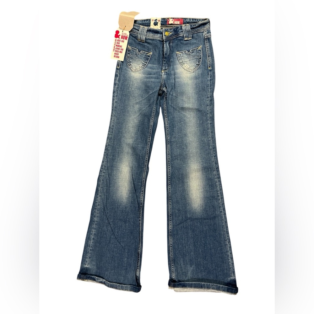 NWT’s H&M Women's Blue Flared wide legged Jeans size 26